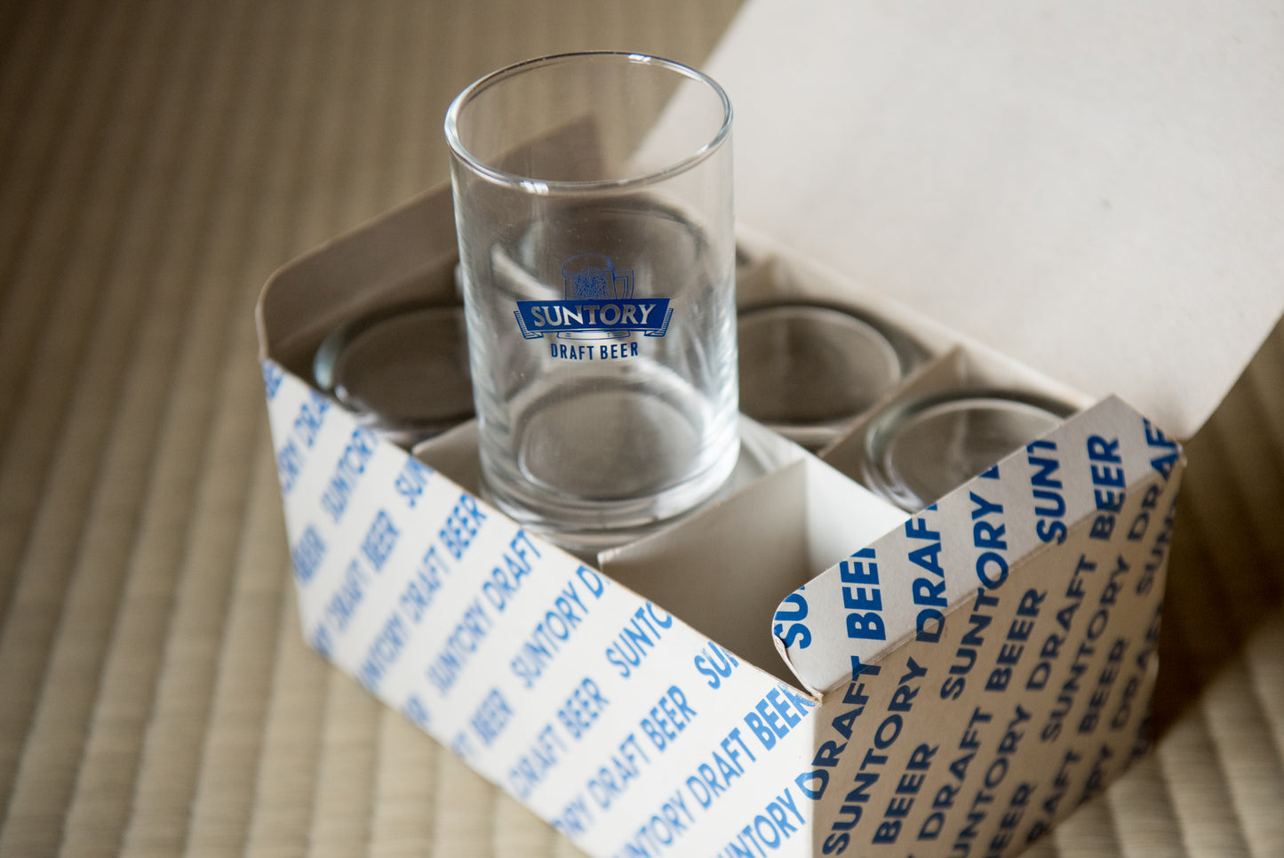 Vintage "Suntory Draft Beer" Glass, 6-piece set, in original Suntory box