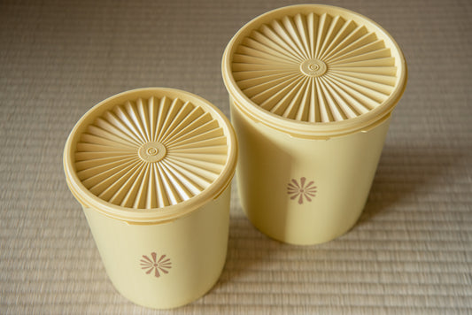 Vintage Japanese Tupperware Nesting 2-Piece Servalier Set, Yellow and Gold (from 1970s)